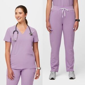 Figs Lavender Dew Scrubs Set